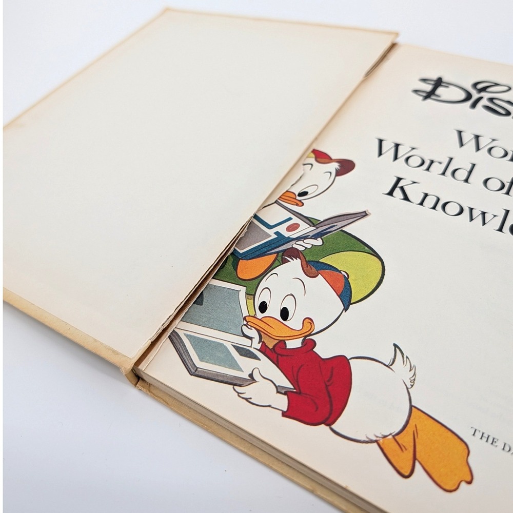 Disney Wonderful World of Knowledge Vol 1 Vintage 1971 Nature Animals Book - Picture 9 of 11